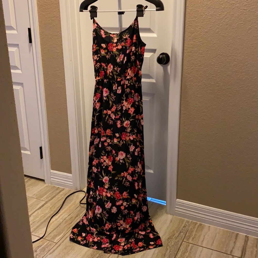 Maxi floral dress